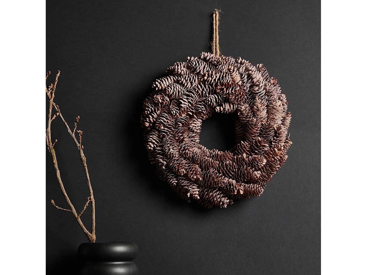 Corona de piñas Ø 32 cm