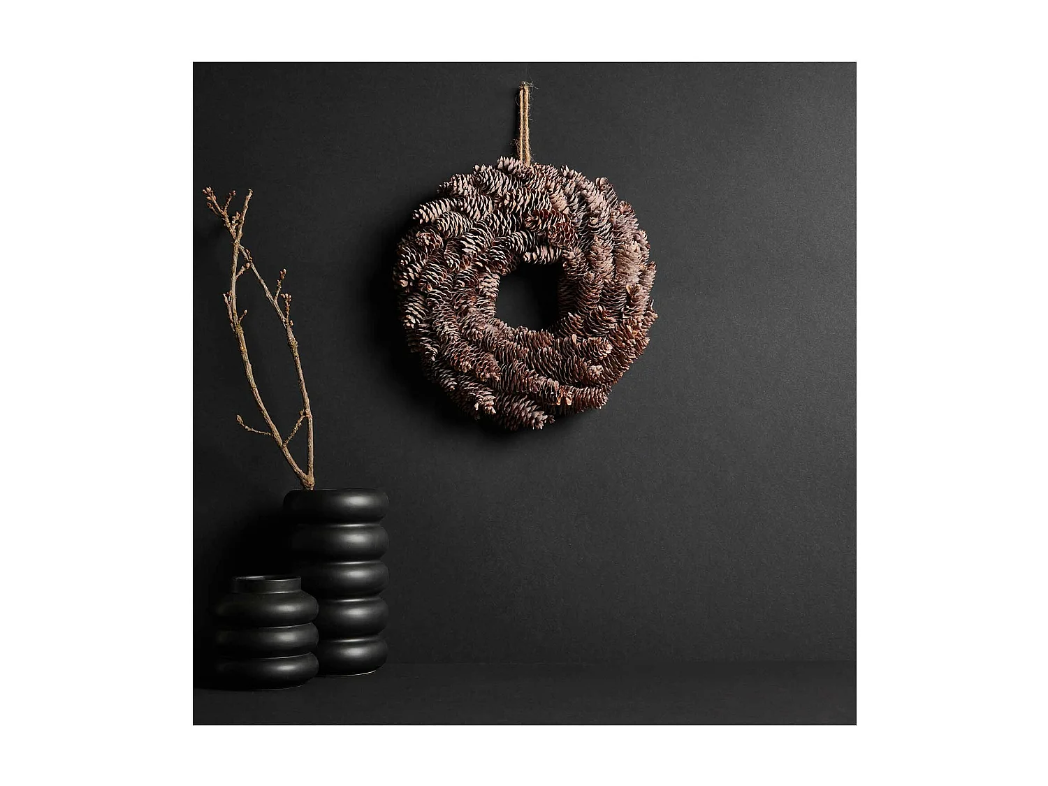 Corona de piñas Ø 32 cm