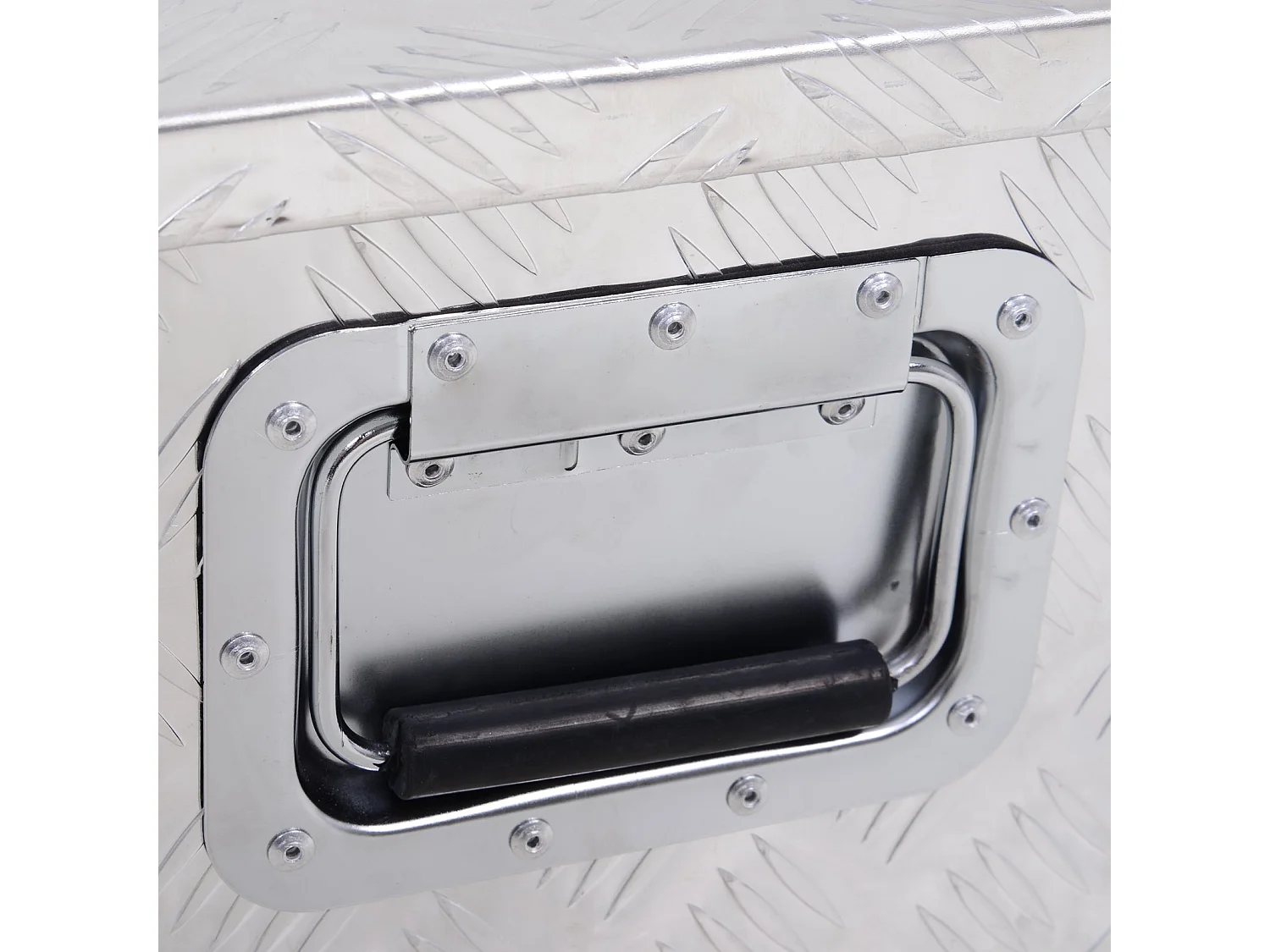 Caixa de Ferramentas em Alumínio com Tampa Abatível e Fecho com Chave - Portátil e Resistente 76x33x25 cm