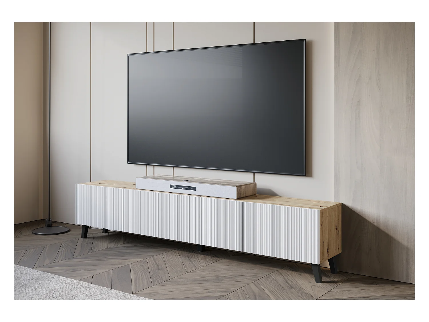 Meuble TV moderne 190 cm artisan sur pieds pour salon, façades MDF blanches rainurées, 4 abattants