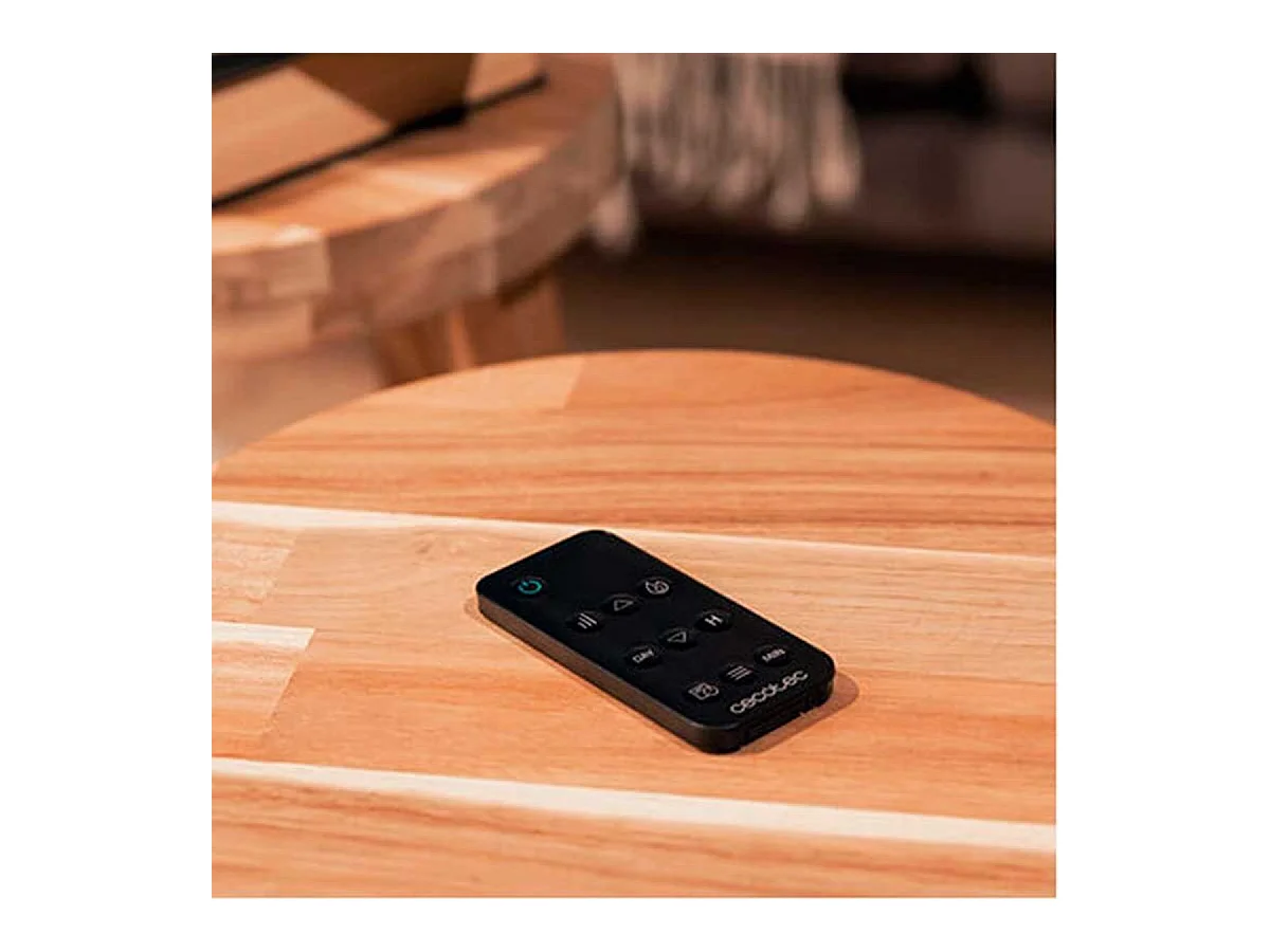 Chimenea eléctrica decorativa Ready Warm 2650 Curved Flames Connected Cecotec 2000W control vía App