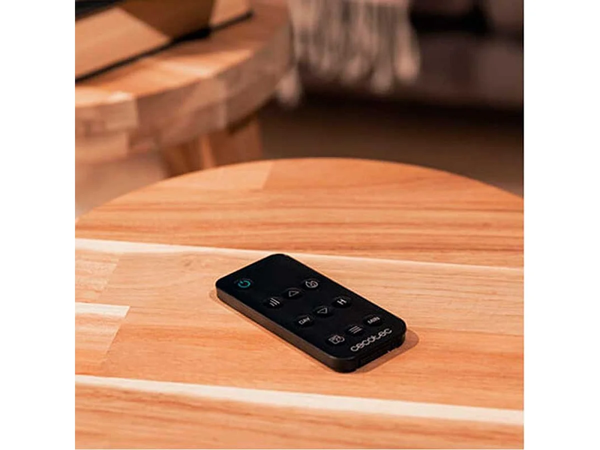 Chimenea eléctrica decorativa Ready Warm 2650 Curved Flames Connected Cecotec 2000W control vía App