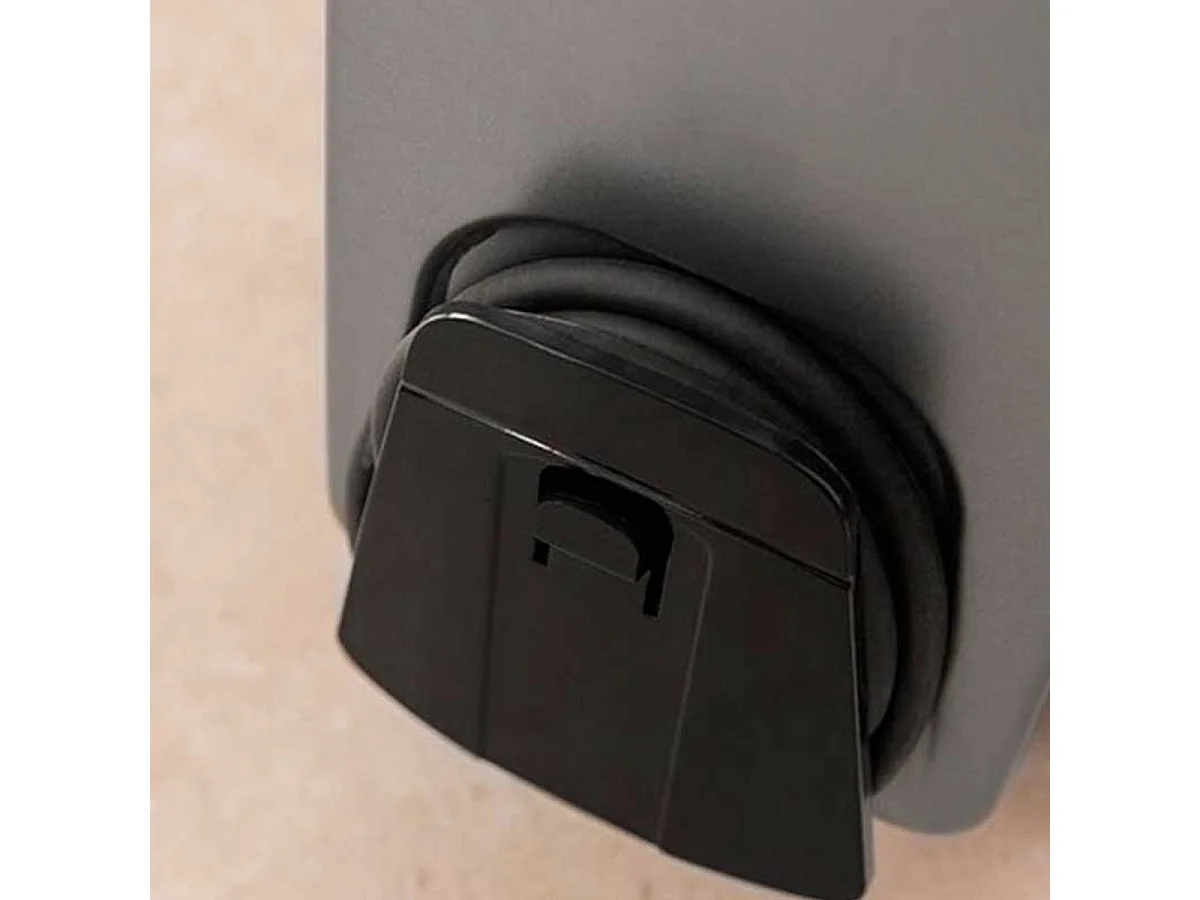 Radiador de aceite Ready Warm 9000 Space 360º Black Cecotec 9 módulos 2000W negro