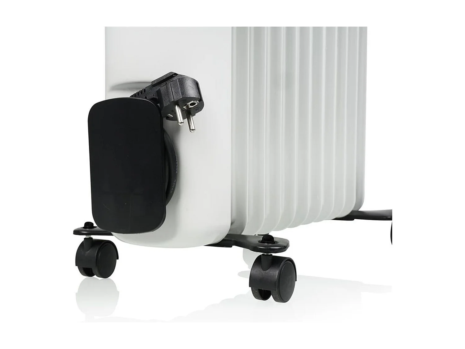 Radiador de aceite Tristar KA-5181 2000W 11 elementos con ruedas blanco