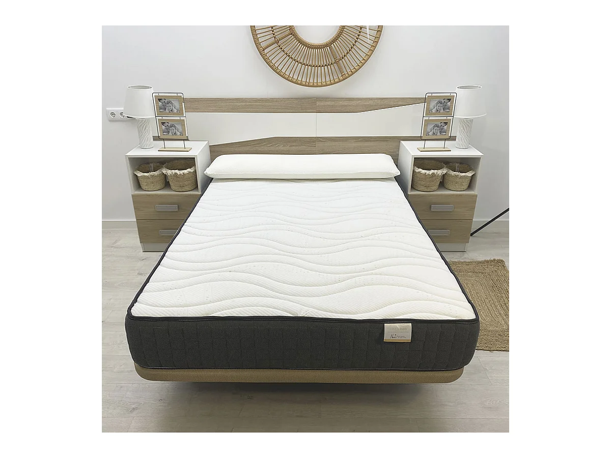 Colchón Oro Noah núcleo Flexcel 23kg/m³ enrollado 135x200 cm