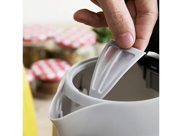 Hervidor de agua eléctrico Cecotec ThermoSense 170 2200W 1,7L filtro antical blanco