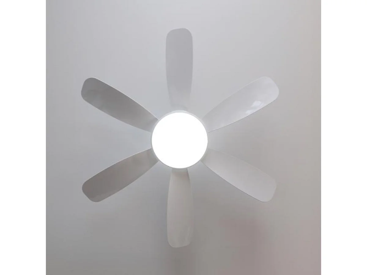 Ventilador de techo EnergySilence Aero 5200 55W 6 aspas con mando a distancia blanco Ø132 cm