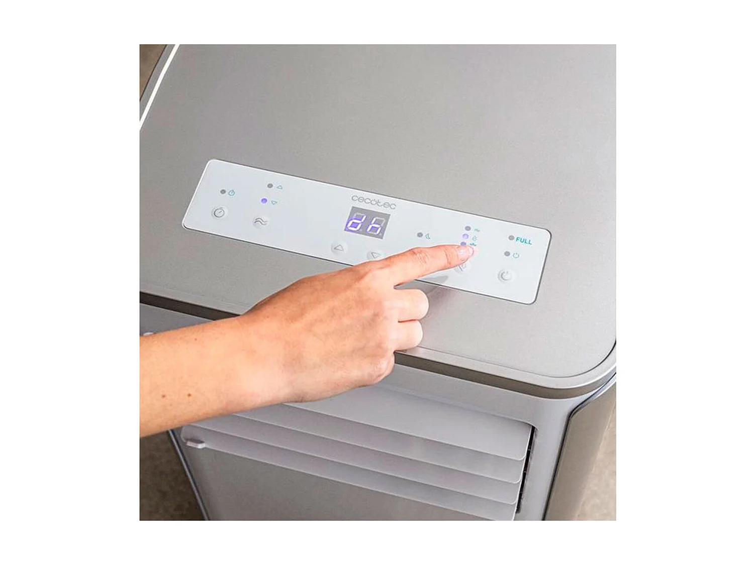 Aire acondicionado portátil Cecotec ForceClima 9100 Soundless 1010W 9000BTU con mando blanco