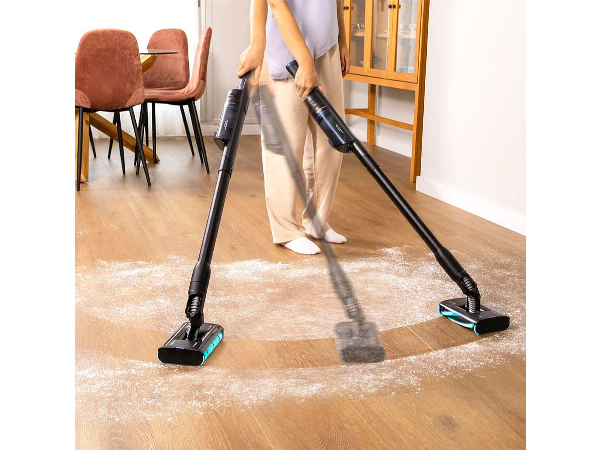 Aspirador vertical Cecotec Scoba 2100 Twice Animal 2 en 1 215W 20kPa especial animales negro