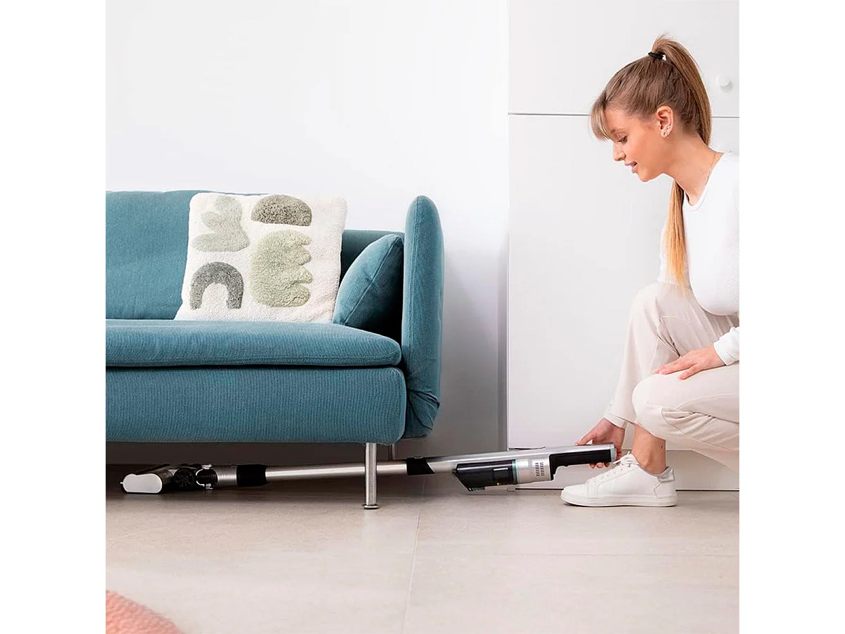 Aspirador vertical Cecotec Scoba 2100 Jalisco 210W 2 en 1 con accesorios inox