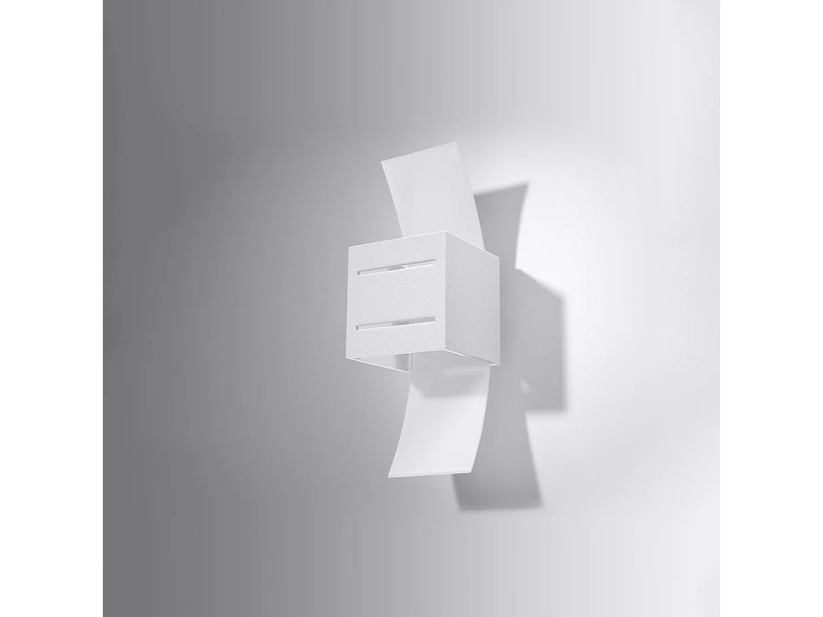 Applique Lustrum blanc