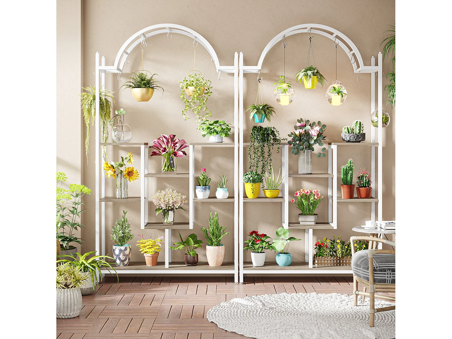 Support pour plantes d'intérieur à 5 niveaux - Étagère arquée en métal avec crochets de suspension, Blanc et gris