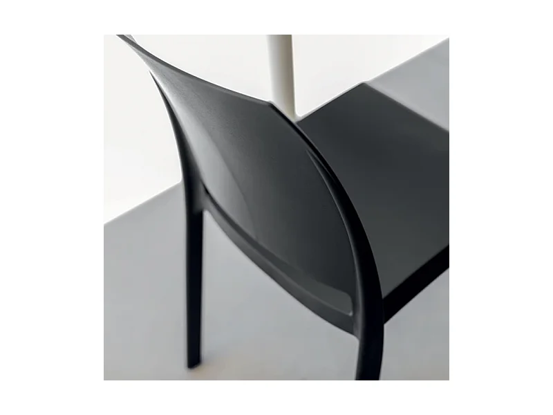 Cadeira empilhável de resina fabricada na Itália design para ambientes internos e externos SOFIA Sage Green 4 unidades