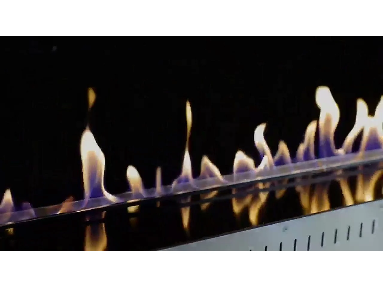 Brûleur bioéthanol Smart APP avec insert automatique intégré SLIM 70