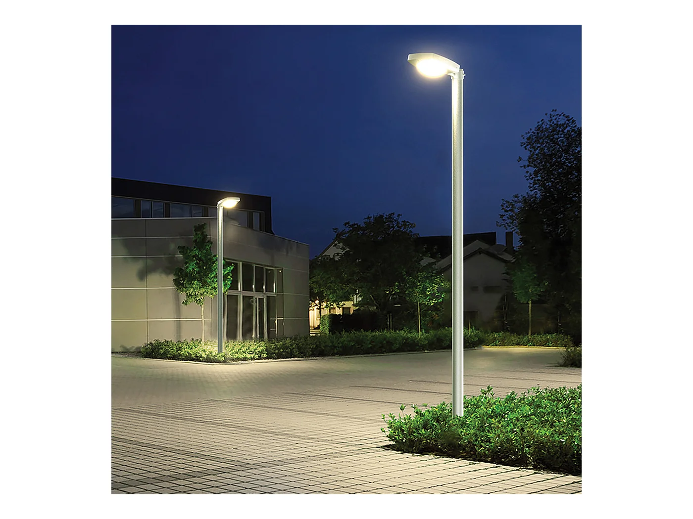 Lampione LED solare 3000lm crepusc+pir+telecomando