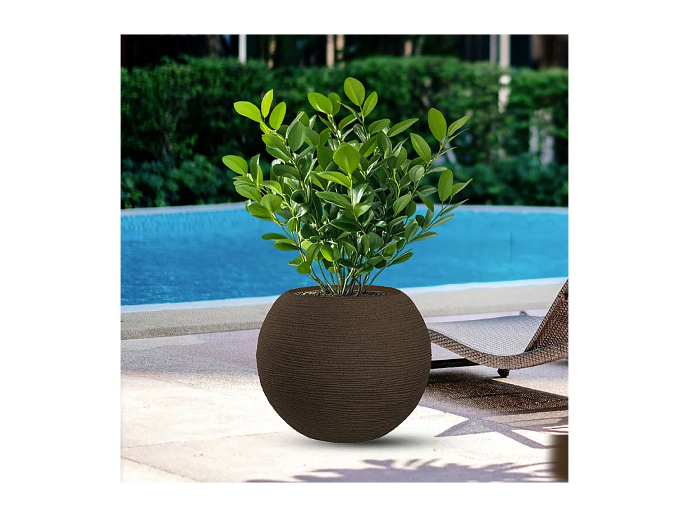 Divina Garden -  Harzvase für Pflanzen im Innen- und Außenbereich, rundes Kugeldesign, D.40x33h, Botticelli Brown