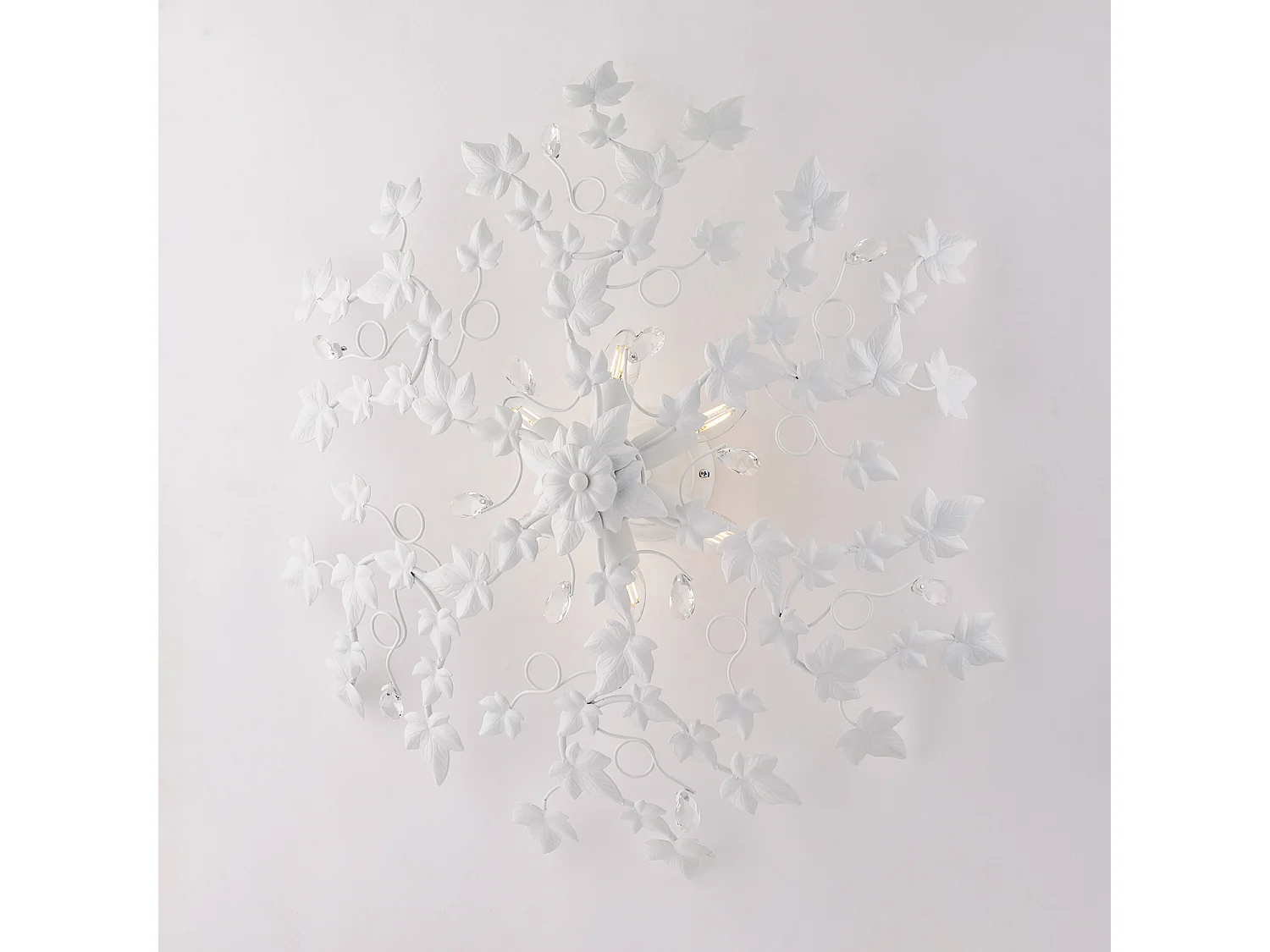 Edera Plafonnier en fer laqué blanc décoration effet shabby chic et strass cristal 6 lumières H.22 d.80 BL50-PL6-BCO