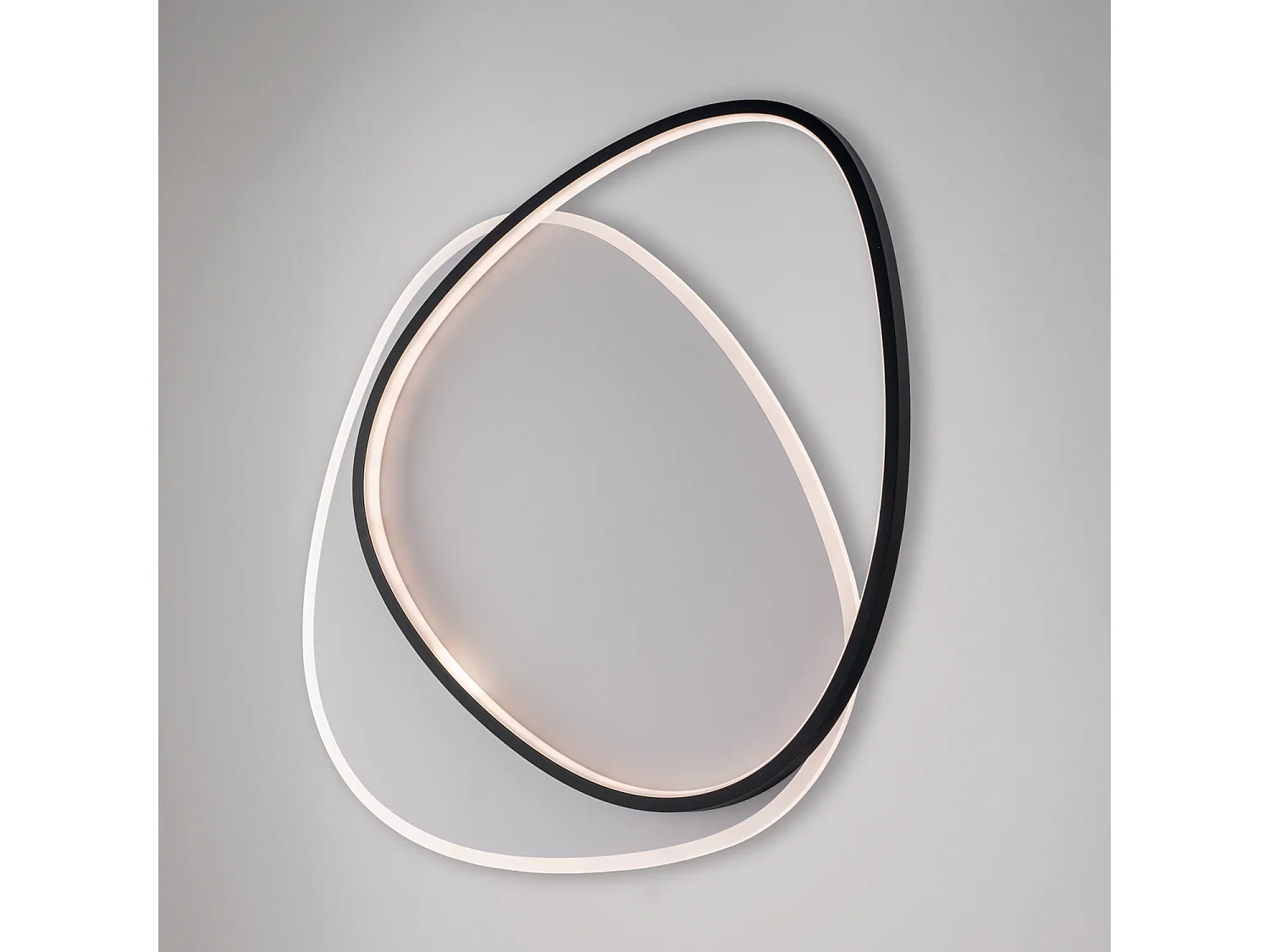 Amy - Schwarz-weiße Deckenleuchte aus Metall und Aluminium mit integrierter CCT-LED + Fernbedienung L.55 x 46 - BL307-PBC-GR