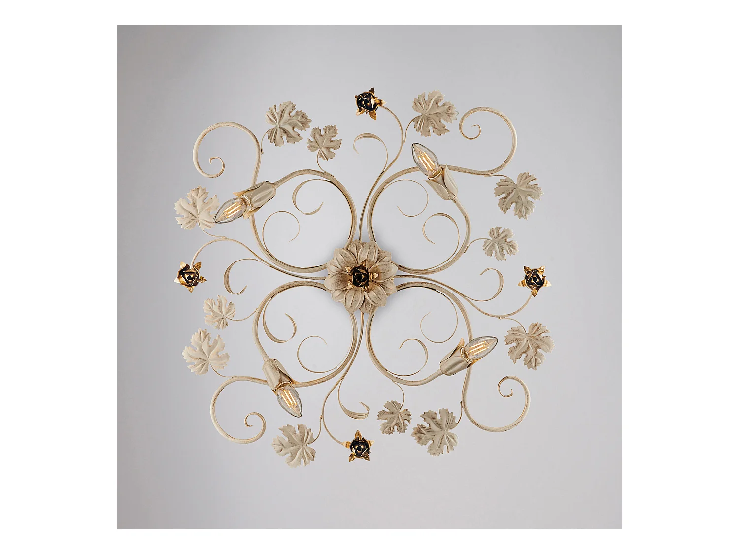 Iris - Plafon em ferro lacado marfim com deco ouro antigo 4 luzes H.17 - Ø76 - BL169-PL4-AV