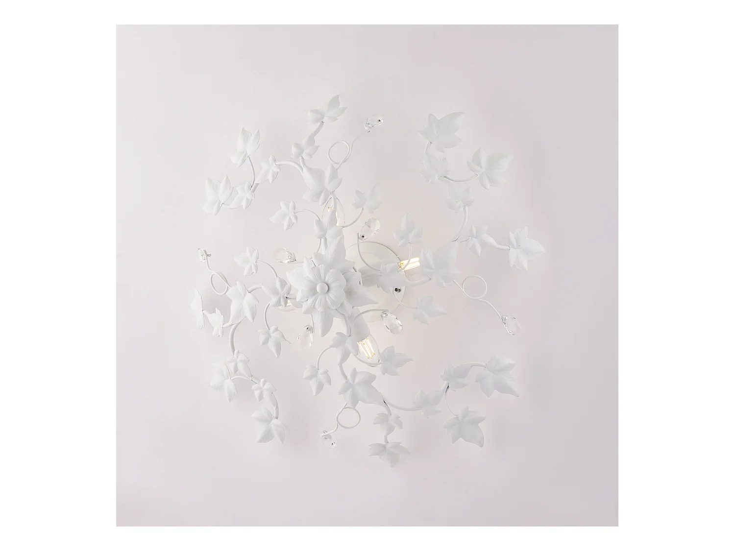 Edera Plafonnier en fer laqué blanc décoration effet shabby chic et strass cristal 4 lumières H.22 d.60 BL50-PL4-BCO