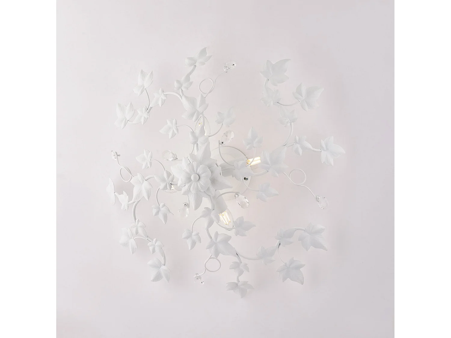 Edera - Plafoniera in ferro laccato bianco con decoraz. effetto shabby chic e strass in cristallo 4 luci H.22 - Ø60 - BL50-PL4-BCO