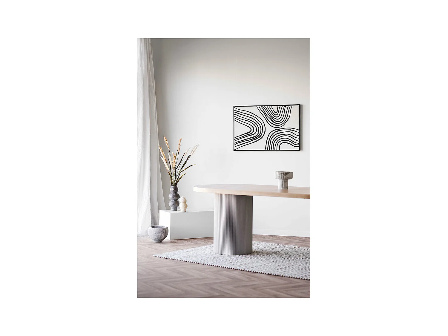 Solva table à manger couleur sable, naturel.