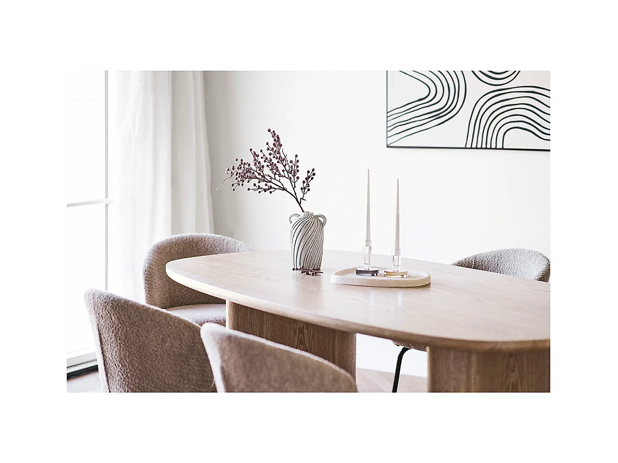 Serra table à manger placage frêne.