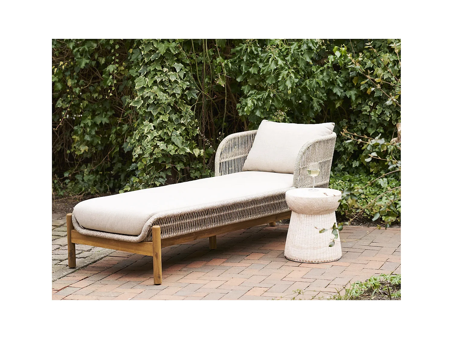 Table d’appoint en fibre d’argile naturelle BONN Ø 37cm