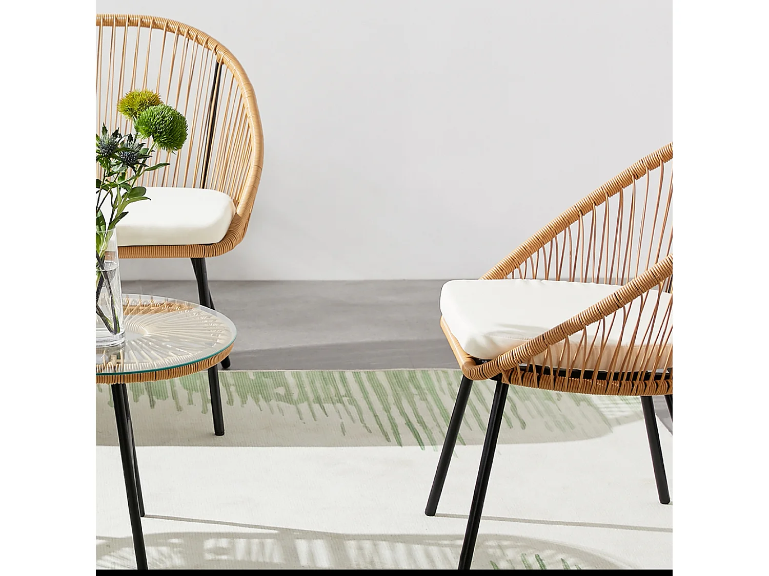 Salon de jardin 4 places esprit rotin naturel et coussins beiges Ravello