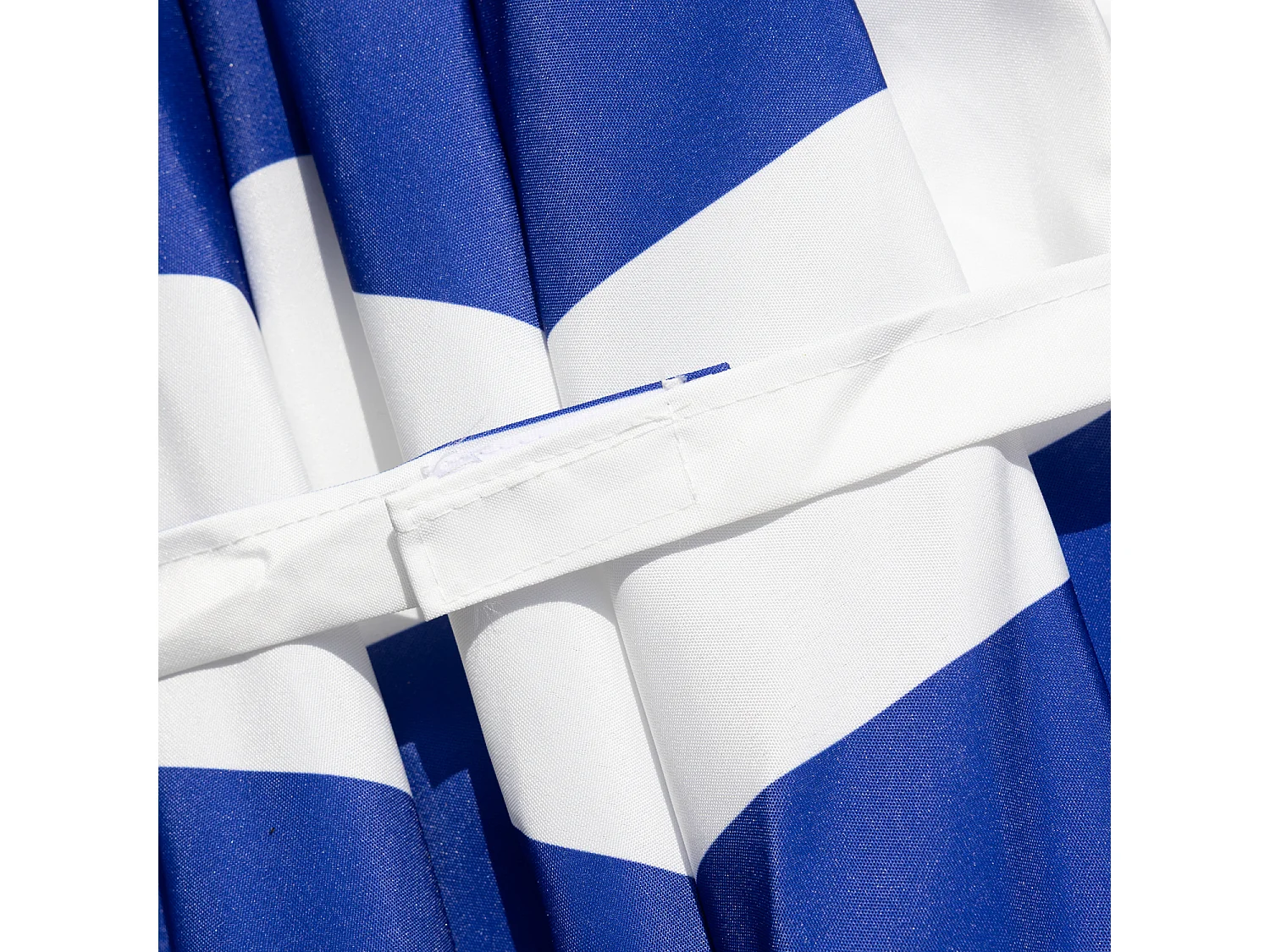 BANDOL Sombrilla redonda recta de 2,70 m de diámetro con rayas azules - HAPPY GARDEN