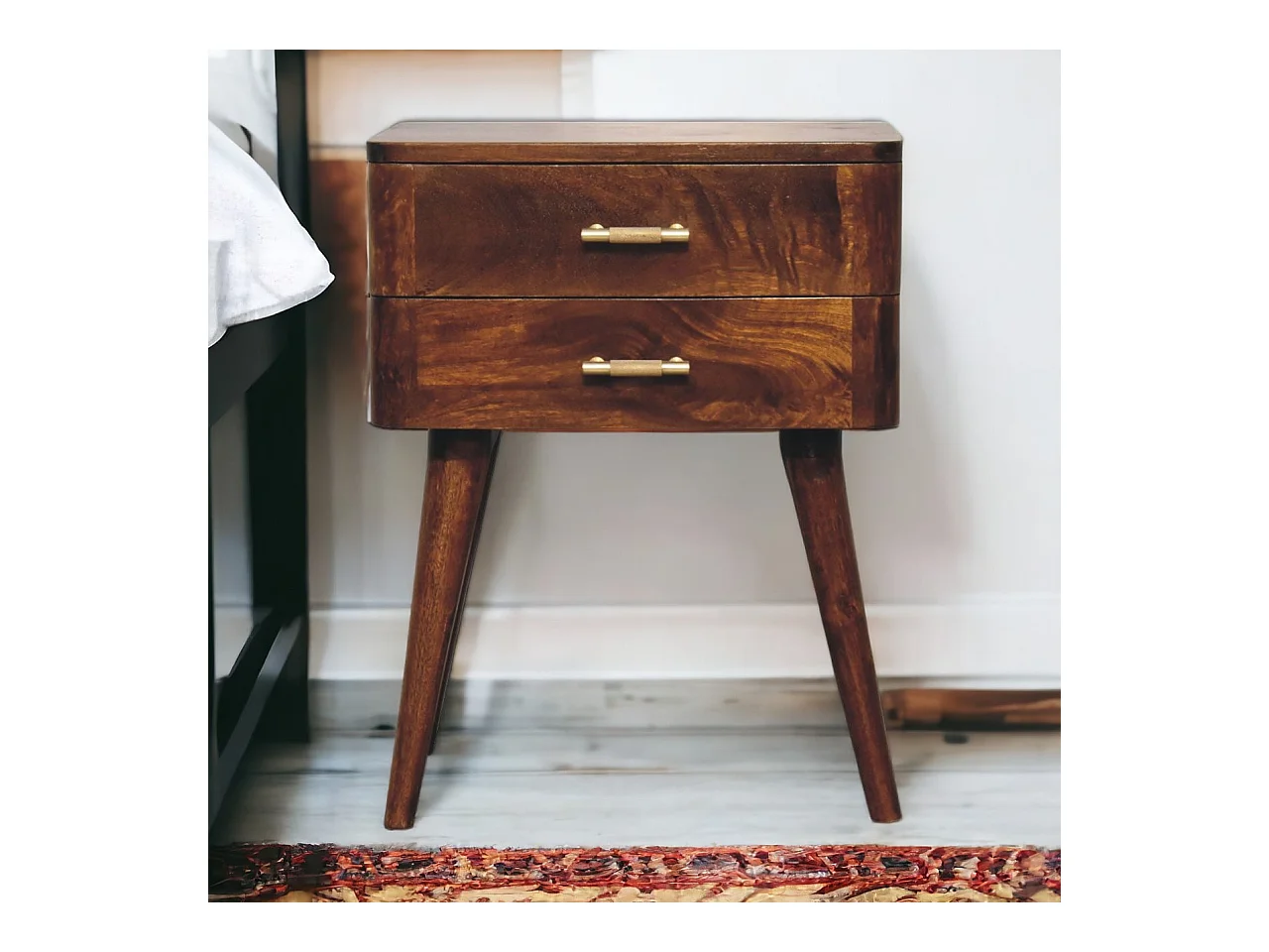 Artisan Furniture Table de chevet nordique avec barre en T finition châtaignier en bois massif
