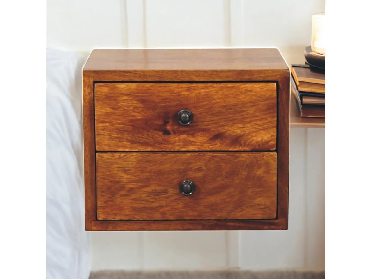 Artisan Furniture Solis Wandmontierter Nachttisch mit 2 Schubladen aus massivem Kastanienholz