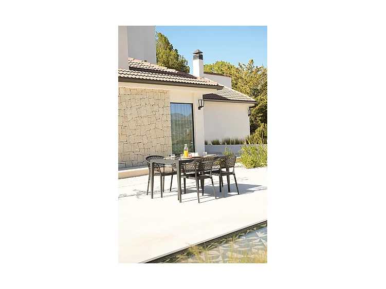 Lot de 10 chaises de jardin empilables en résine coloris anthracite - Longueur 59 x Profondeur 56 x Hauteur 79 cm