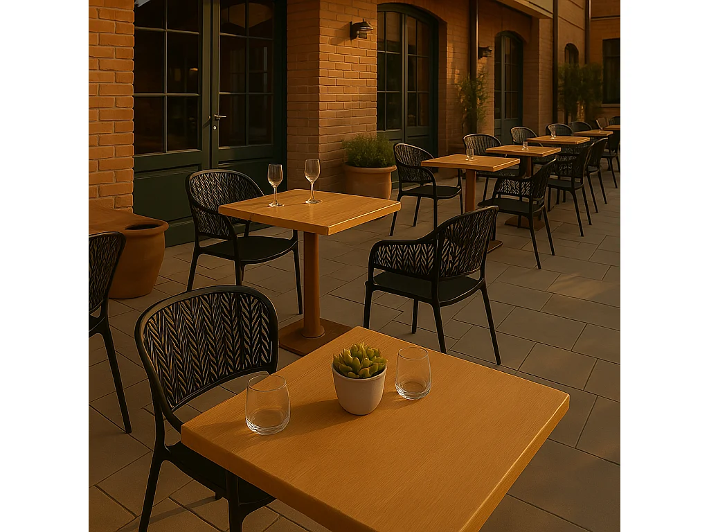 Lot de 6 chaises de jardin empilables en résine coloris anthracite - Longueur 59 x Profondeur 56 x Hauteur 79 cm