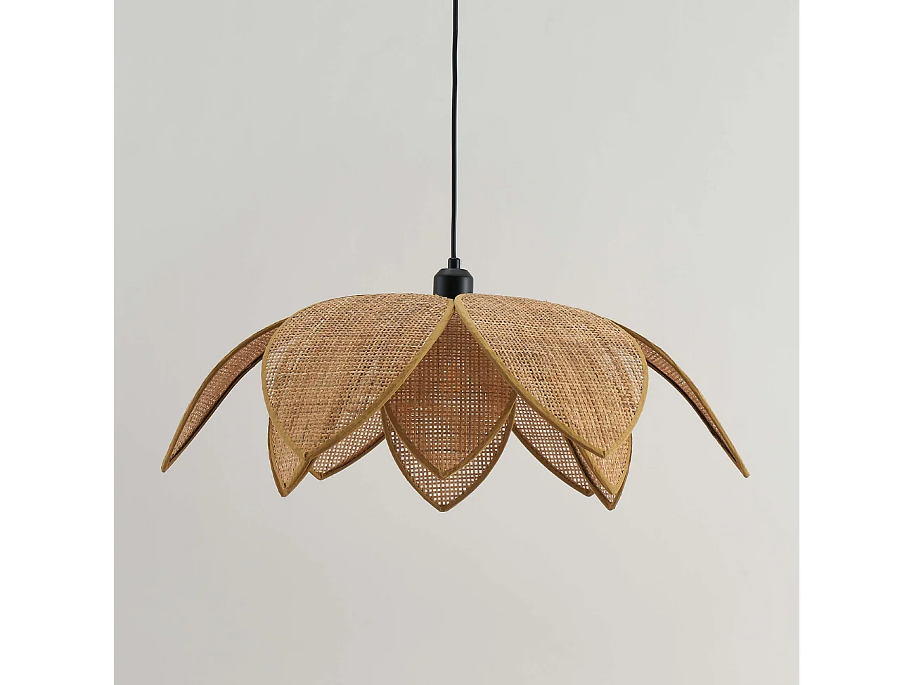 Suspension tendance en rotin tressé - Mariella