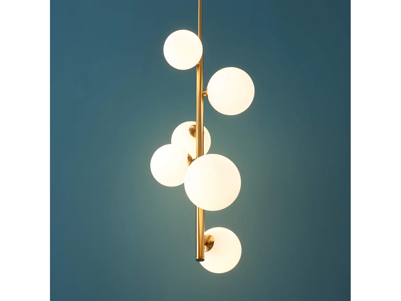 Suspension verticale métal doré verre blanc - Marbella