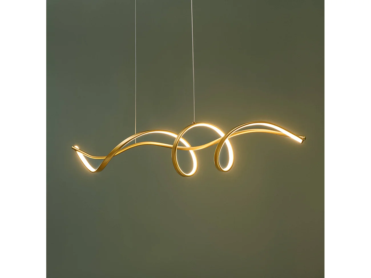 Grande suspension spirale dorée 120 cm de long - Lybella