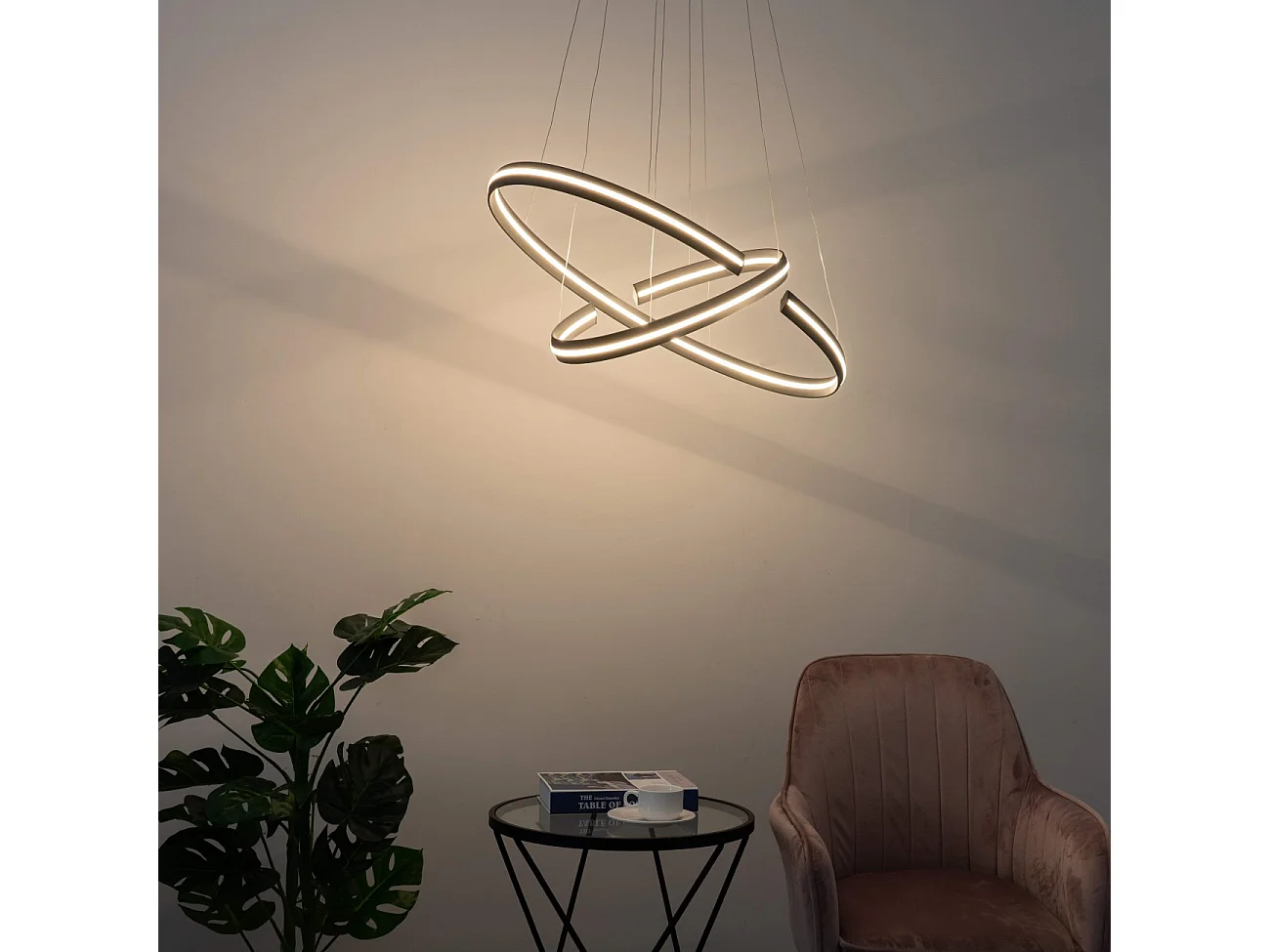 Grande suspension 80 cm design anneaux noirs LED - Ludiane