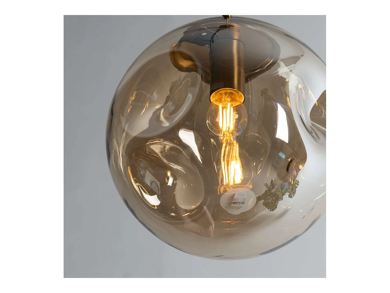 Suspension contemporaine à fossettes en verre ambré - Nourot