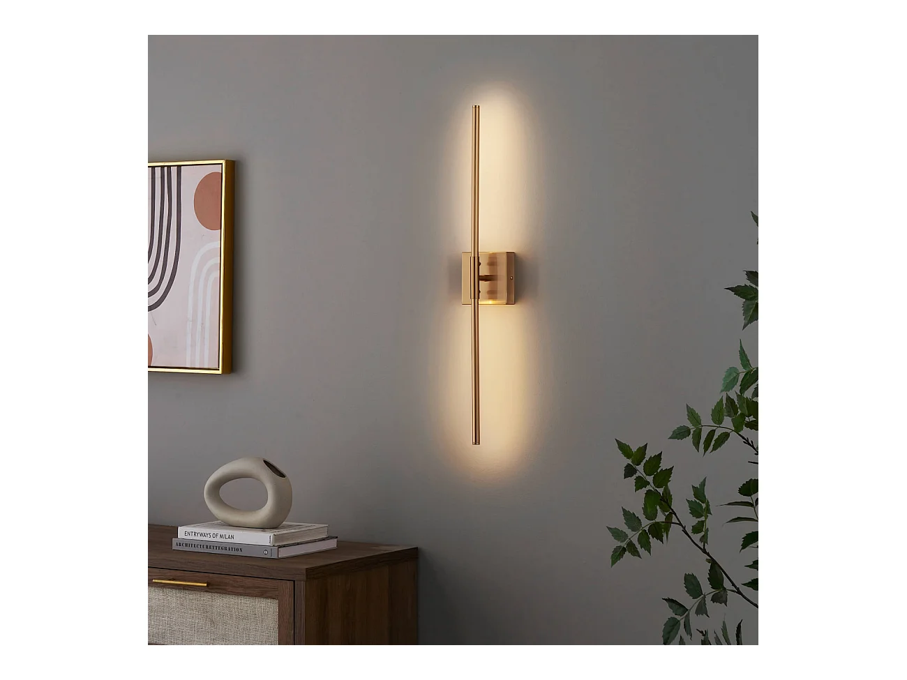 Applique linéaire dorée socle carré à LED - Collins