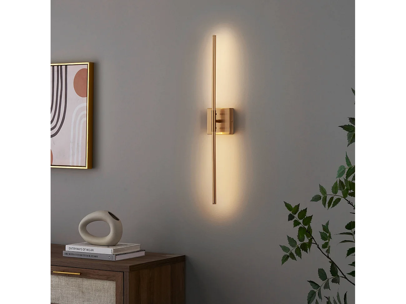 Applique linéaire dorée socle carré à LED - Collins