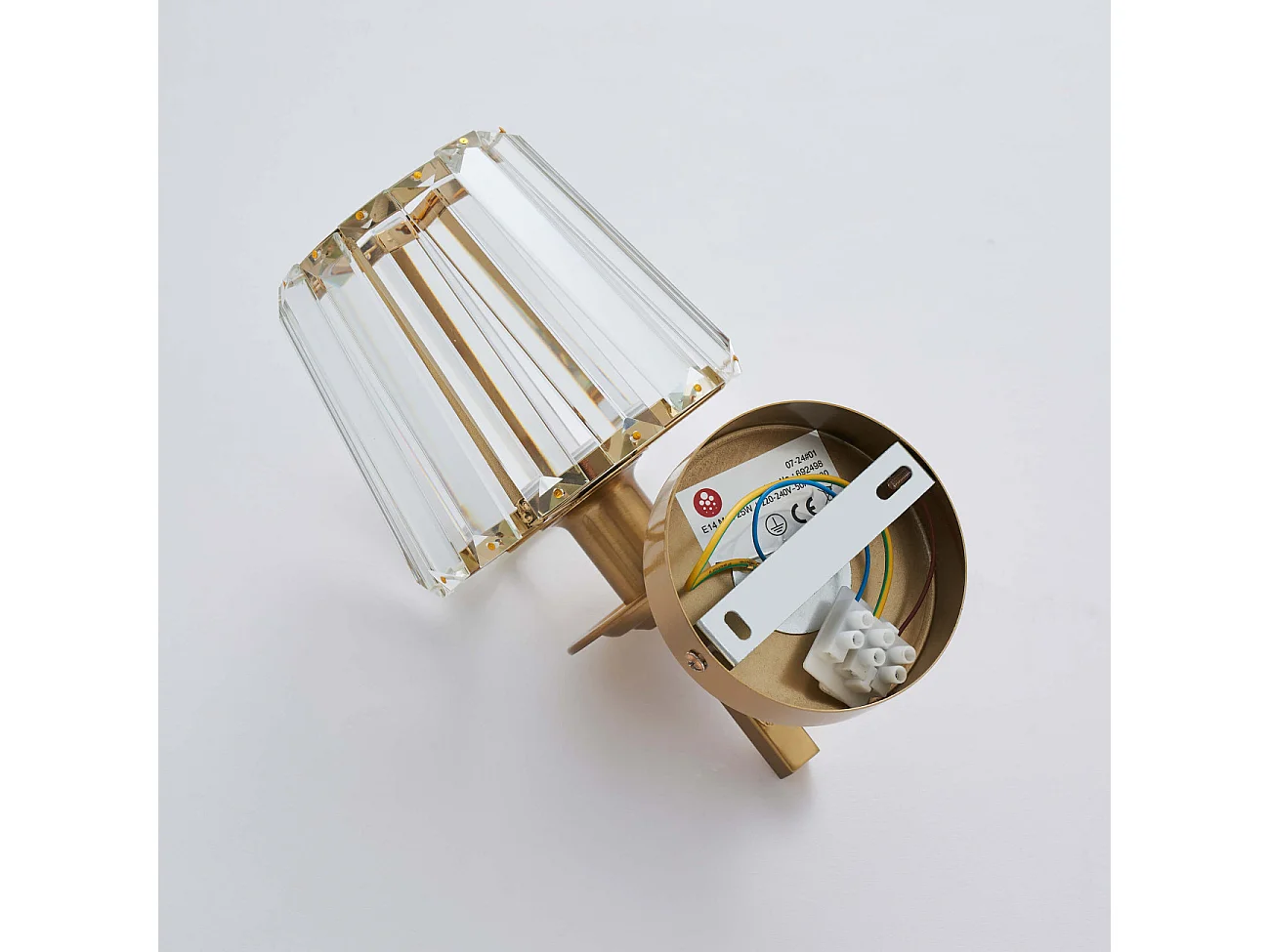 Applique luxueuse métal finition laiton et cristal - Odrina