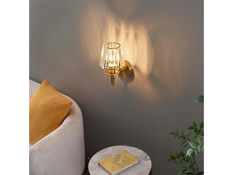 Applique luxueuse métal finition laiton et cristal - Odrina