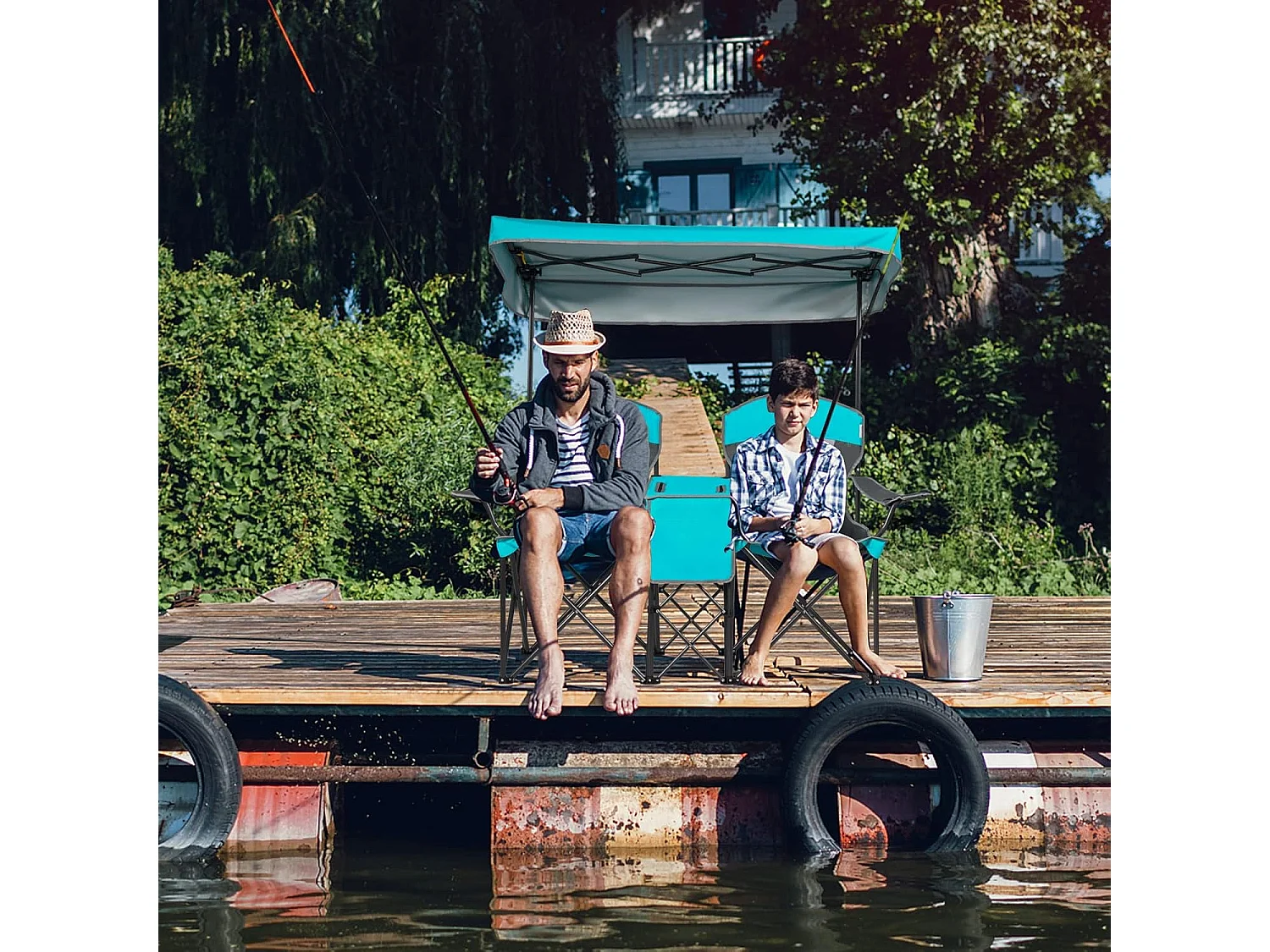 2-zits campingstoel met zonwering,mini-tafel,koeltas en bekerhouder,inklapbare visstoel,vouwstoel,klapstoel voor kamperen AB92781 (marineblauw)