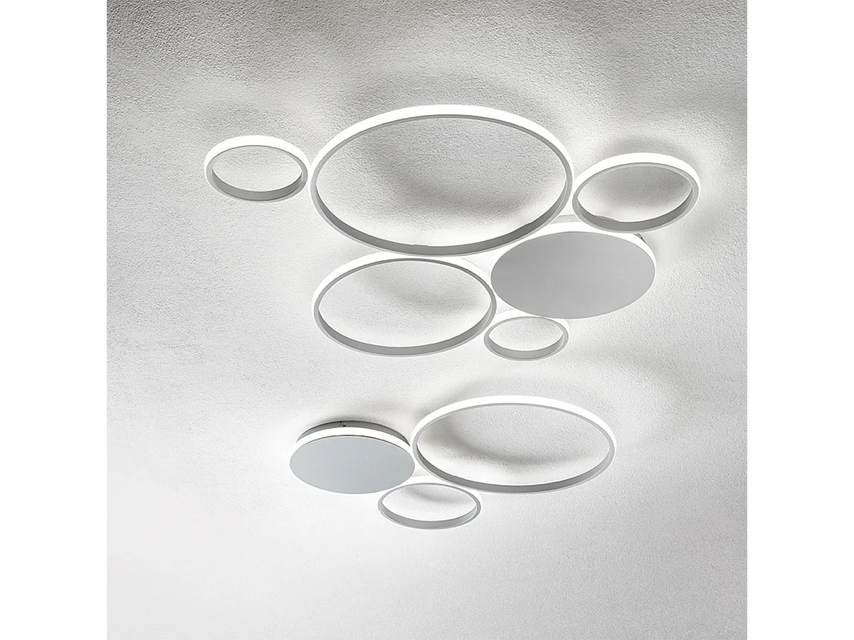 Pois-zilveren led-wandlamp