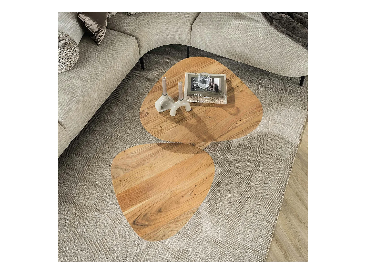 Table basse organique en bois d'acacia avec pied en bois sculpté (lot de 2) MELBOURNE