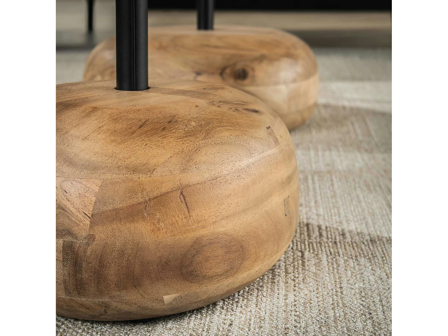 Table basse organique en bois d'acacia avec pied en bois sculpté (lot de 2) MELBOURNE