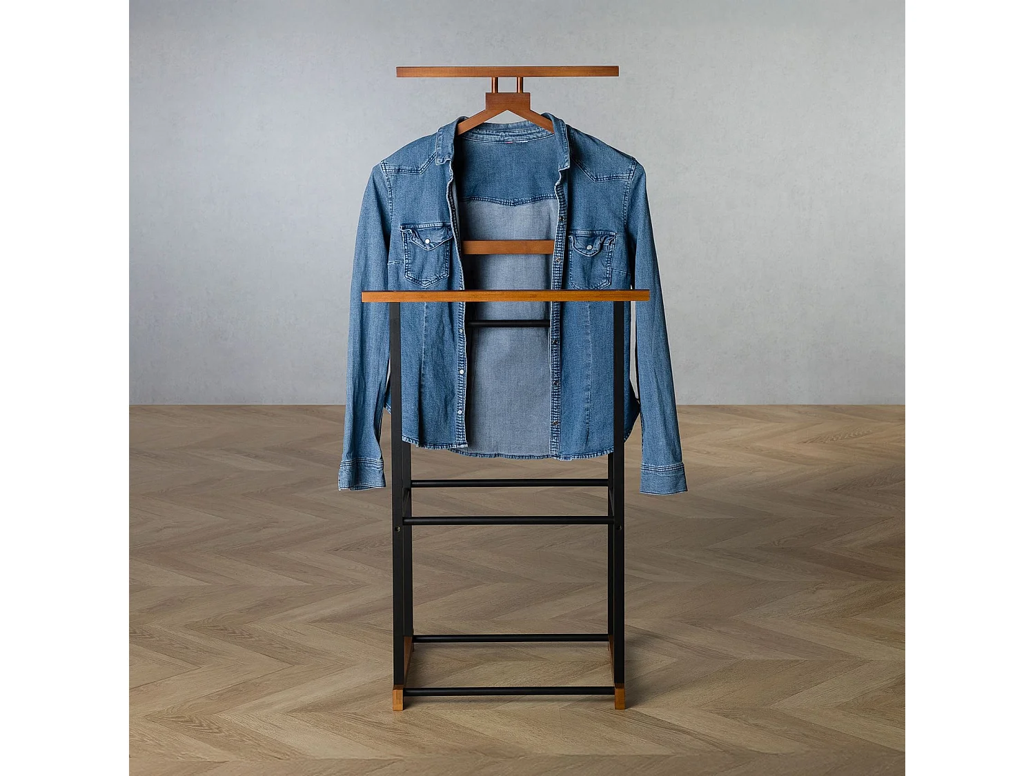 Valet de chambre KANNA chevalet de nuit double portant pour vêtements, en bambou noir et vintage