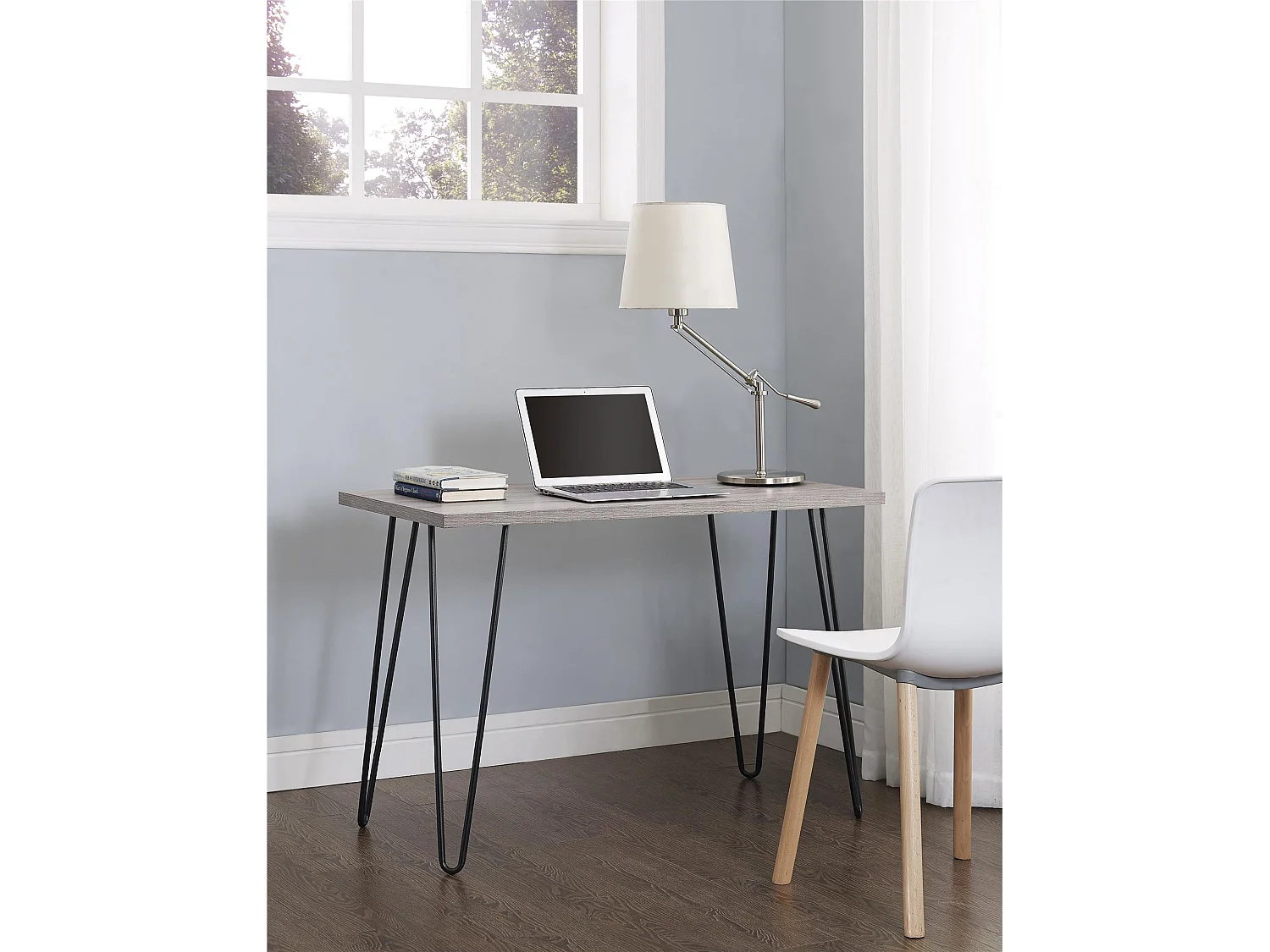 Owen | Bureau d'ordinateur en panneaux de particules stratifiés chêne