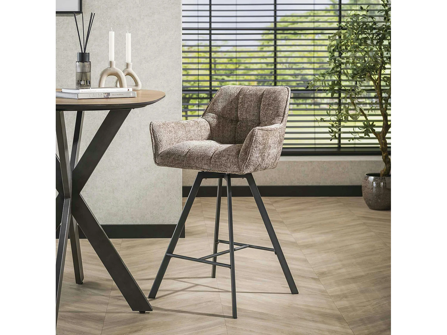 Chaise de bar pivotante en velours texturé beige nacré (lot de 2) MELBOURNE